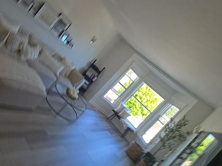 1440 Floribunda Apartments — Photo 2