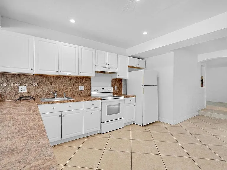 2417 Pierce St #- — Photo 31