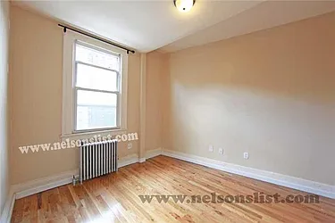 Rented by R New York