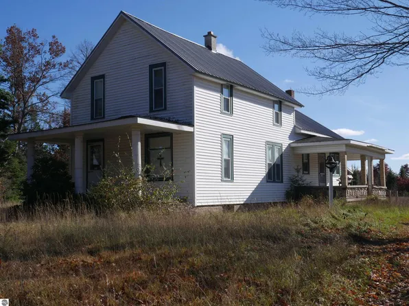 5742 Heath Rd, South Branch, MI 48761