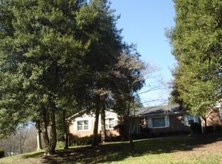 218 Crepe Myrtle Ct, Greenville, SC 29607