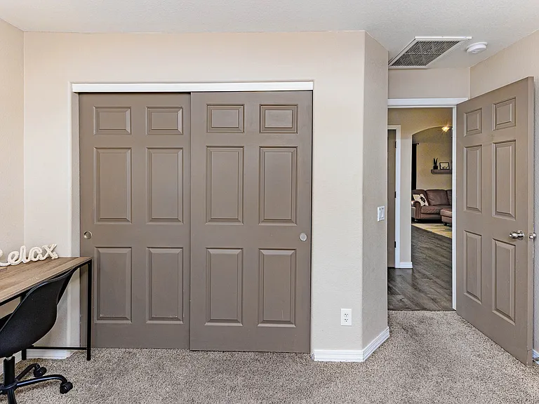 820 Avalon Ave — Photo 35