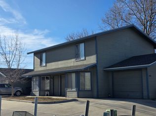 1401 Cimarron Ct #1, Tehachapi, CA 93561