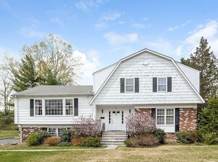 4 Edgemont Cir, Scarsdale, NY 10583