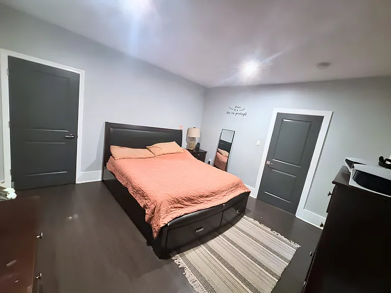 96 Washington St #1 — Photo 5
