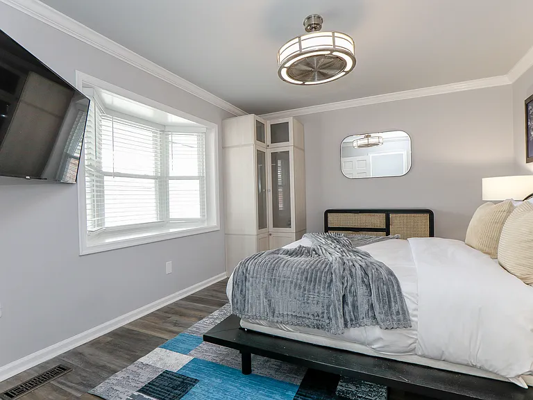 810 W Ocean View Ave #B — Photo 63