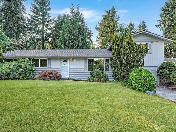 2nd image of 9918 64th Avenue Ct E