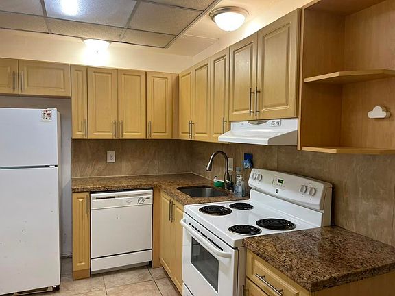 5th image of 480 NW 20th Street NW #2120