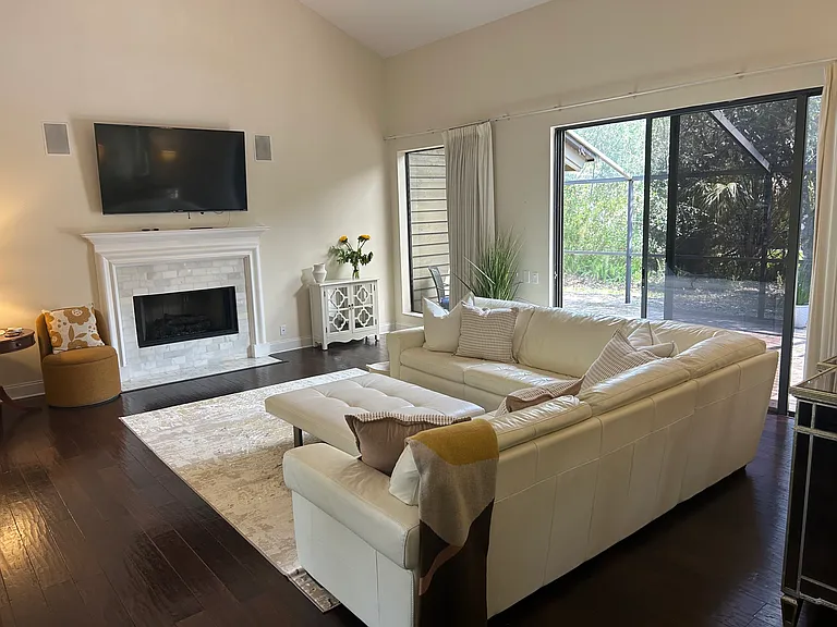 5344 Cobblestone Ct — Photo 1