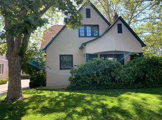 845 33rd St APT D, Sacramento, CA 95816