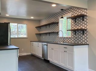 1389 W Berry Dr, Littleton, CO 80120