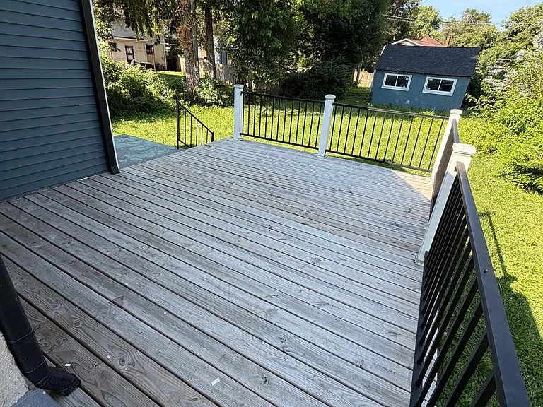 3526 Evergreen Ave — Photo 3