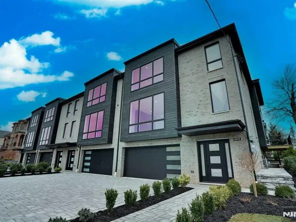 410 Hillside Ave #C, Palisades Park, NJ 07650