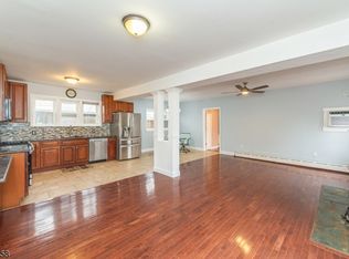 519 Walnut St, Roselle, NJ 07203