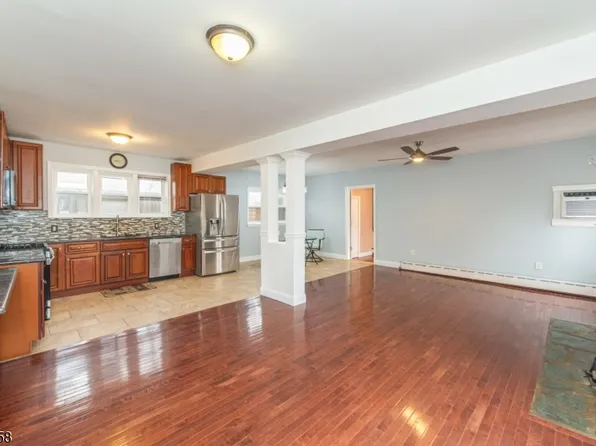 519 Walnut St, Roselle Boro, NJ 07203