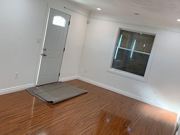2nd image of 13606 Southfield Fwy #1
