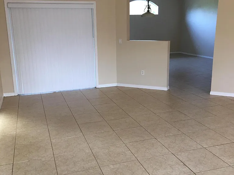 1683 SW Malmo Rd — Photo 3