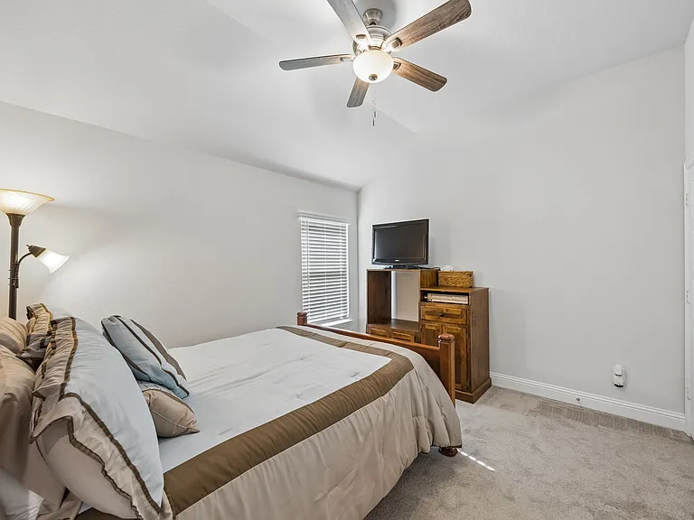 1009 Moss Grove Trl — Photo 10
