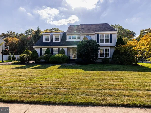 136 Mallard Dr W, North Wales, PA 19454