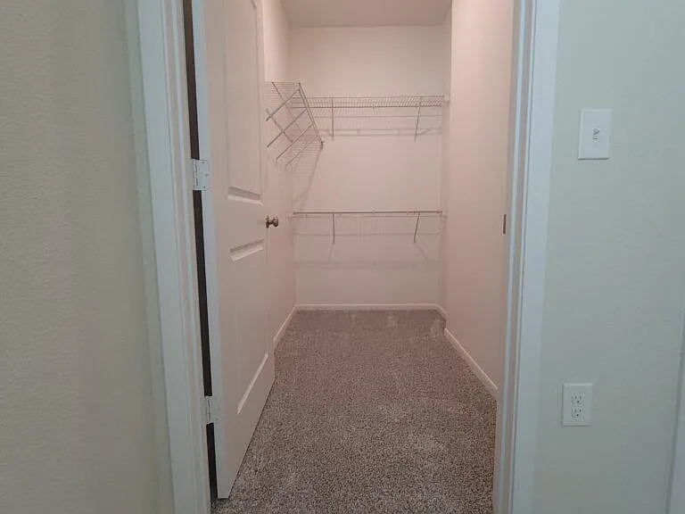 The Grove Apartments — Photo 10