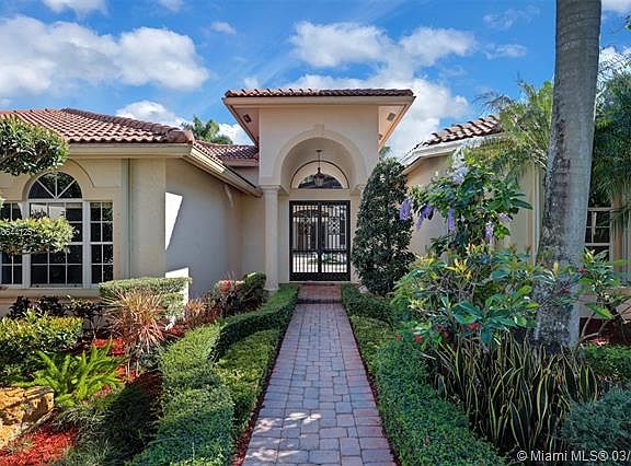 4th image of 2452 Provence Ct