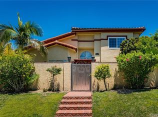 17037 Lassen St, Northridge, CA 91325