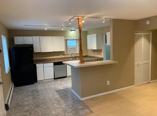 7020 Toepfer Rd, Warren, MI 48091