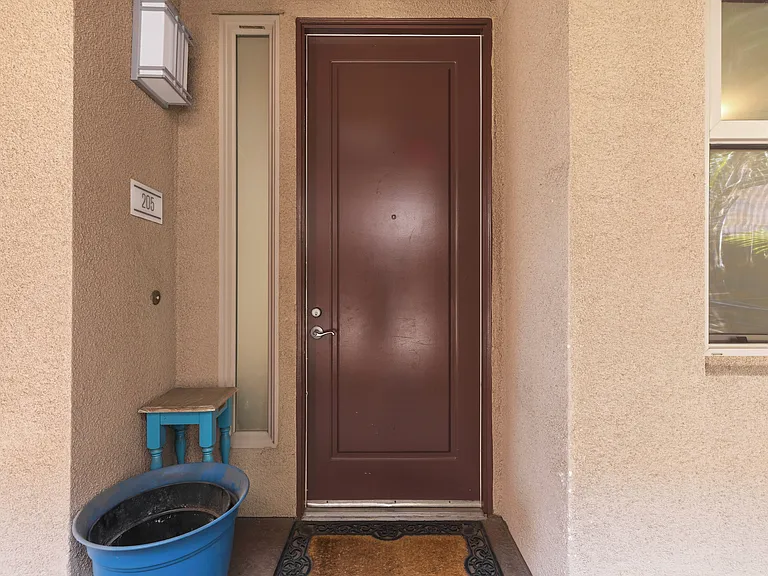 201 E Angeleno Ave #205 — Photo 3