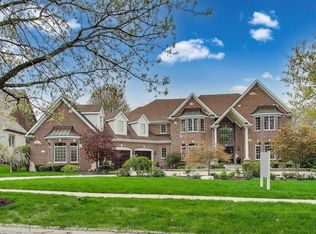 3904 Royal Fox Dr, St Charles, IL