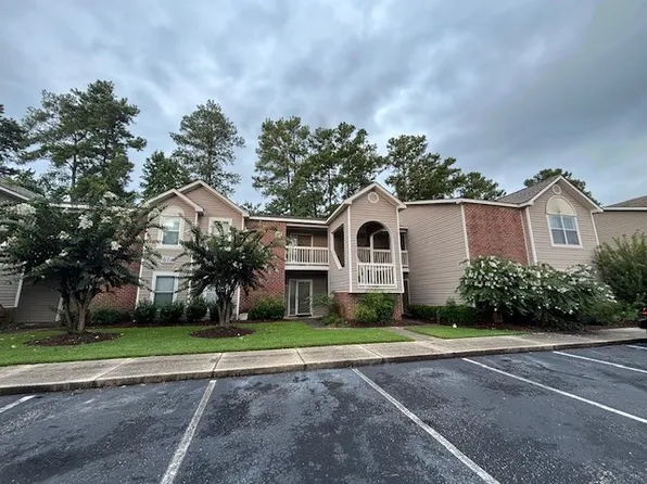 671 Bartons Landing Pl APT 8, Fayetteville, NC 28314