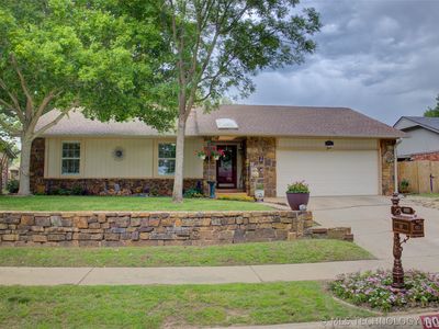 8011 S Date Pl, Broken Arrow, OK, 74011