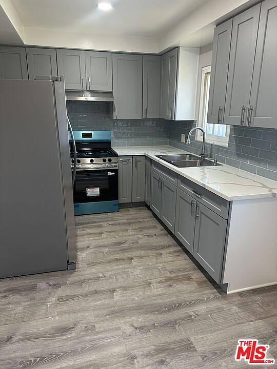 1st image of 711 Larch St APT 10