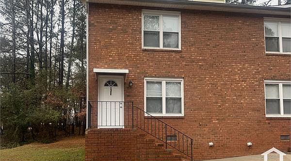 1st image of 1868 Patterson Ct