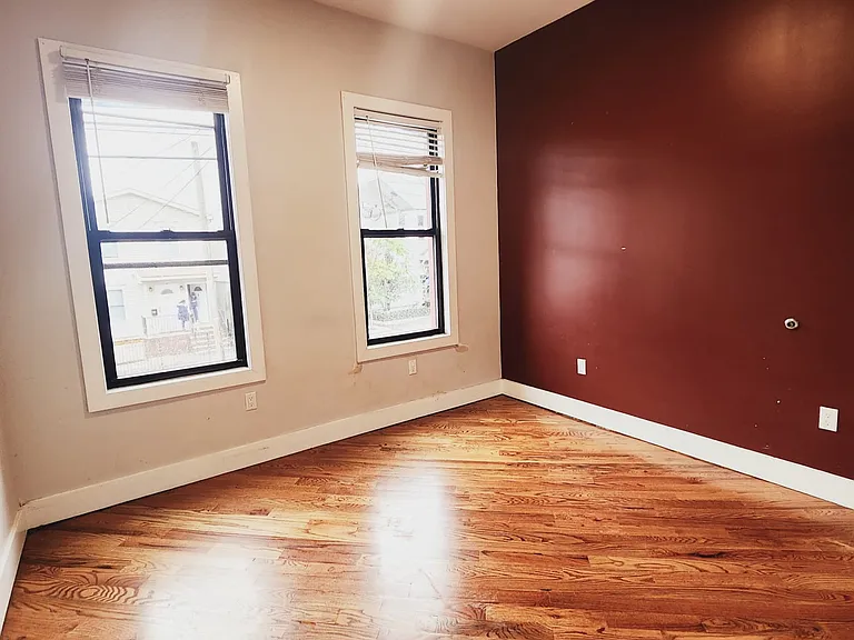 739 Garfield Ave #1C — Photo 5