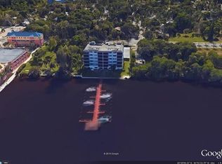2711 1st St APT 202, Fort Myers, FL 33916