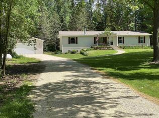 W758 Norway Dr, Fall River, WI 53932