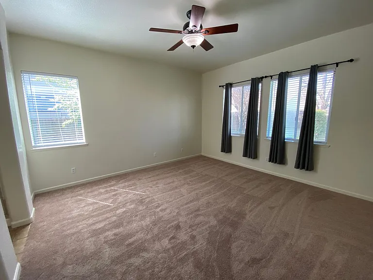9748 Roedell Way — Photo 14