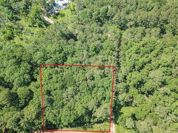 2nd image of 11128 Oakwood Dr