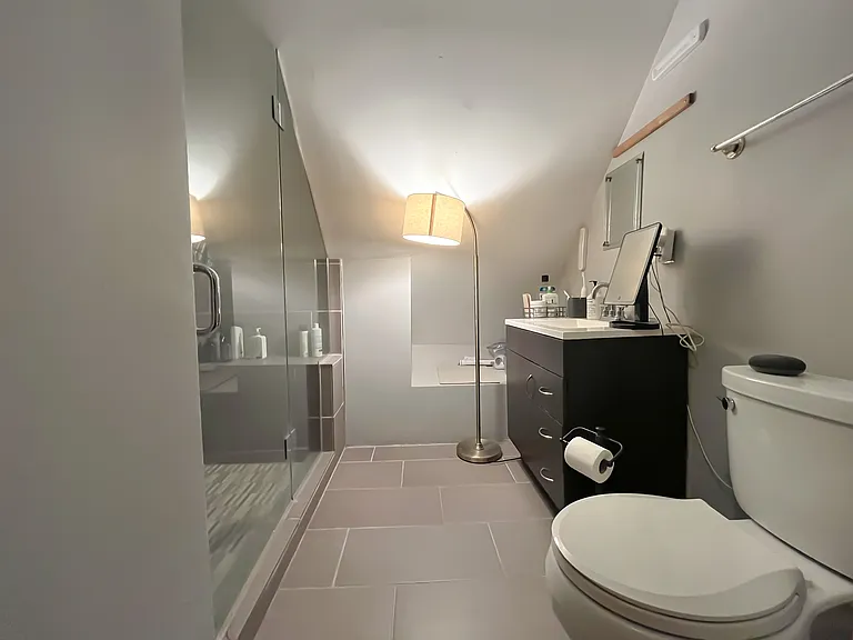 2541 W Cortland St #3 — Photo 17