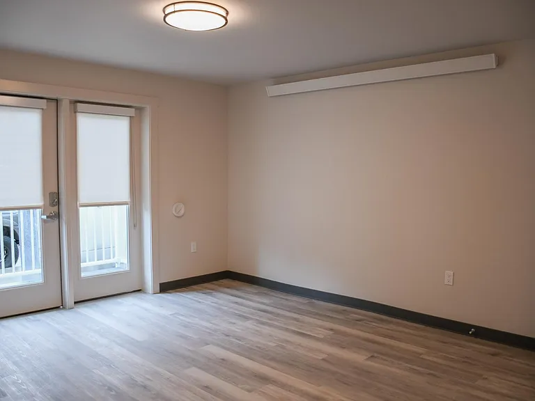 Kirkland Heights Apartments — Photo 6