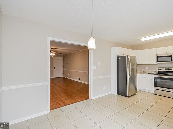 5th image of 2078 Marbut Ln