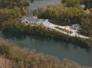 3700 N Jugtown Rd, Morris, IL 60450