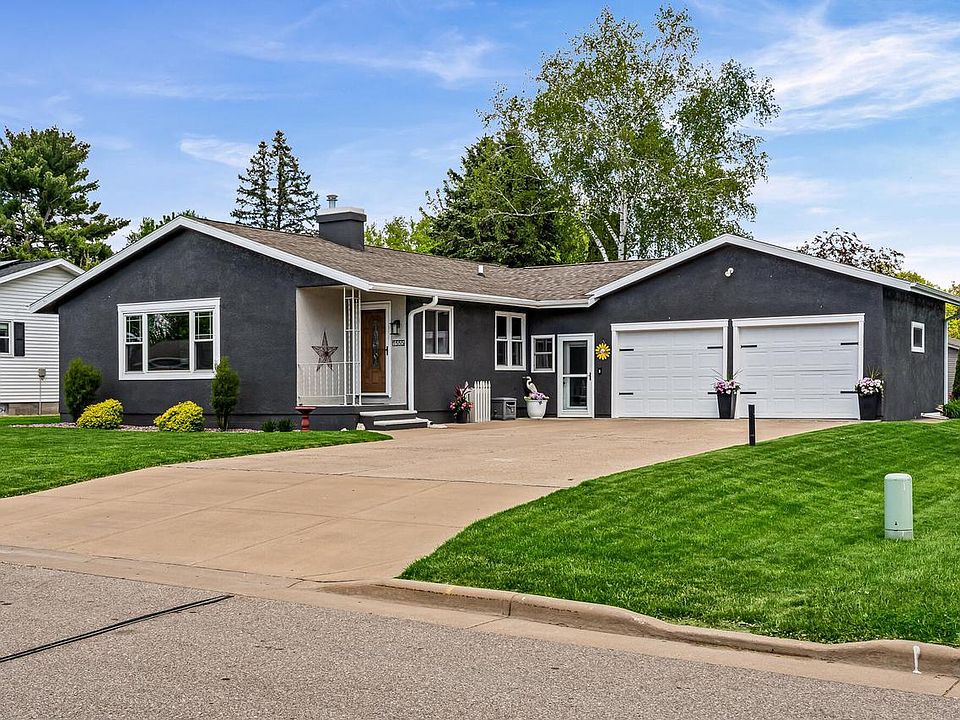 1st image of 1555 Young DRIVE W W