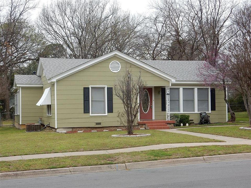 1st image of 2203 Palmer Dr