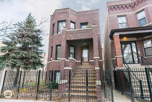 1st image of 2537 W Carmen Ave #2