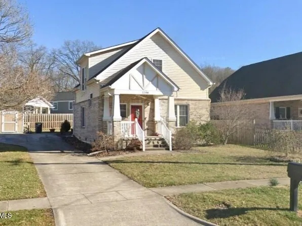 2208 Sherwood Rd, Kingsport, TN 37664