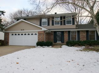 413 W Golf Rd, Libertyville, IL 60048