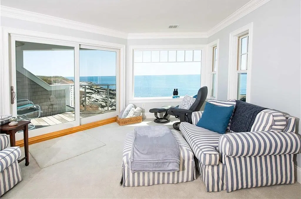 3 bed, 2.0 bath, 2359 sqft, $30,000 — Photo 4