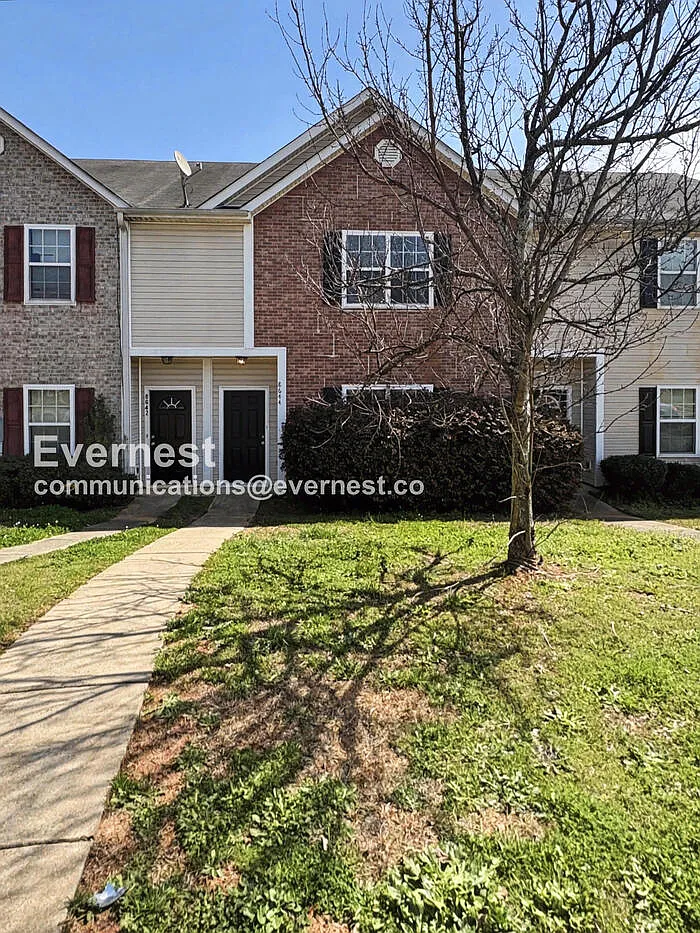 Building Photo - 8644 Thomas Ln