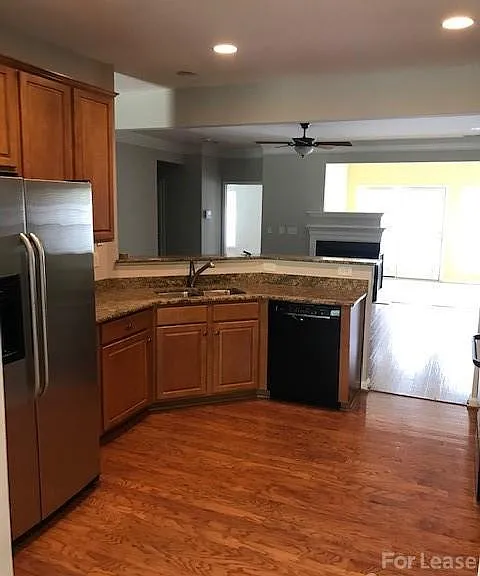 5205 Berkeley Estates Dr — Photo 5